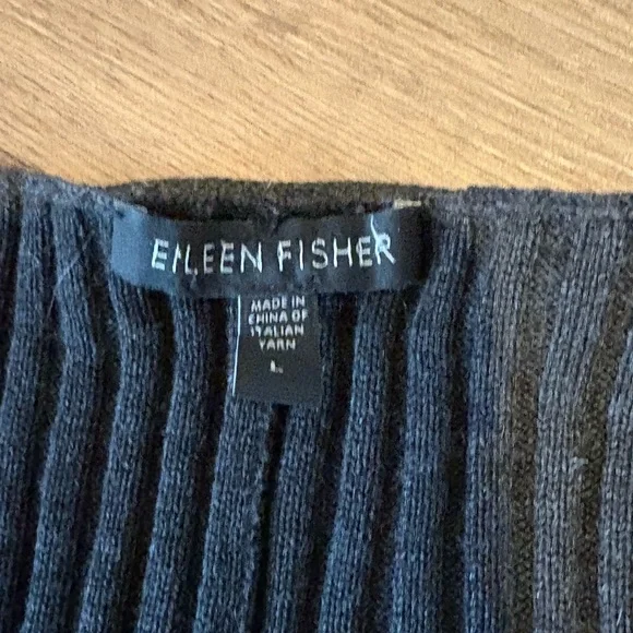 Eileen Fisher Black Ribbed Knit Top 100% Merino Wool - Picture 3 of 4